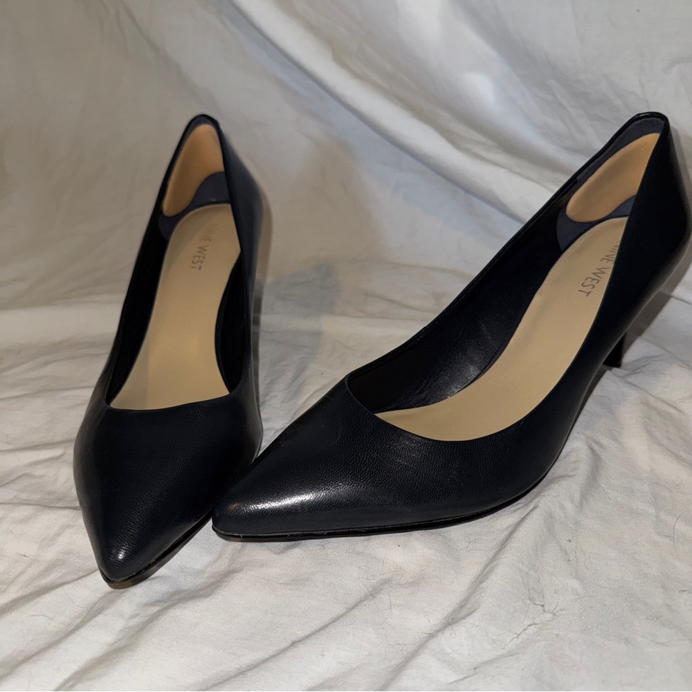 Nine West Navy Women's Pumps
